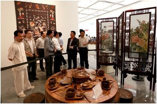 四川民間文藝創(chuàng)作工程優(yōu)秀作品展在四川美術(shù)館開(kāi)幕，中國(guó)美術(shù)家協(xié)會(huì)引領(lǐng)文藝新風(fēng)尚